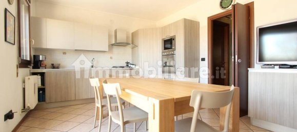 3 bedrooms Villa in Verona, Italy No. 229925 9