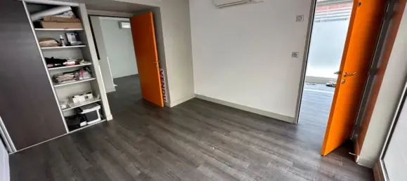 70m² Office in Lyon, France No. 288949 6