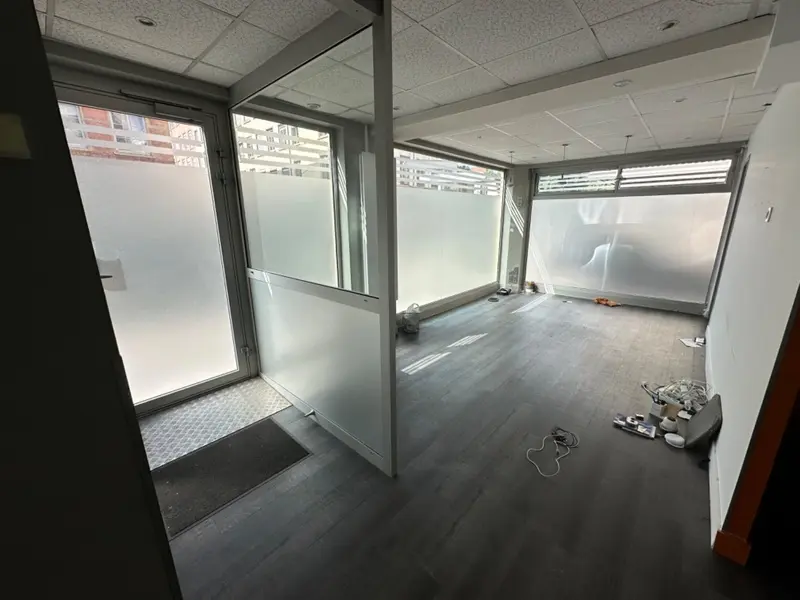 70m² Office in Lyon, France No. 288949