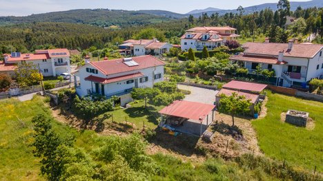 3 bedrooms Villa in Arganil, Portugal No. 179373