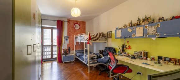 5غرفة شقة في Turin, Italy رقم 73281 8