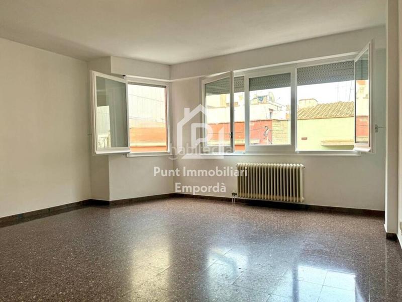 3 Schlafzimmer Wohnung in Figueres, Spain, Nr. 255713