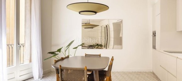 2 bedrooms Apartment in Ciutat Vella, Spain No. 135698 4