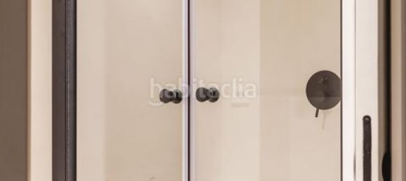 2 bedrooms Apartment in Ciutat Vella, Spain No. 135698 20