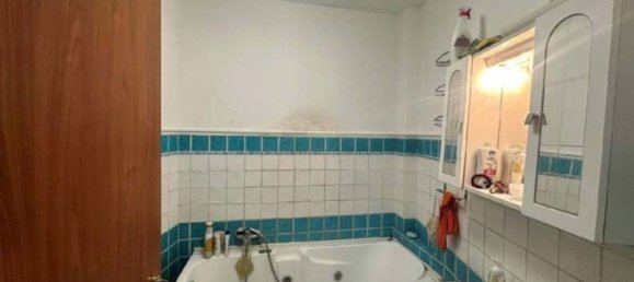 3 rooms Apartment in Rome, Italy No. 205430 10