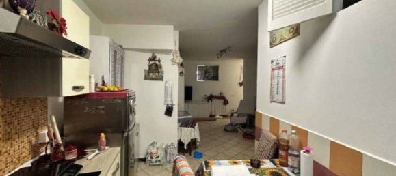 3 rooms Apartment in Rome, Italy No. 205430 5