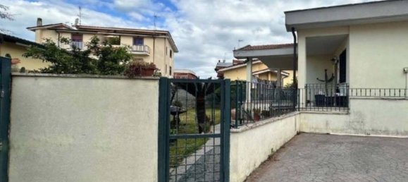 3 rooms Apartment in Rome, Italy No. 205430 13