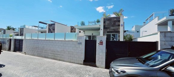 Casa de 5 dormitorios en Dehesa De Campoamor, Spain No. 188345 3