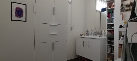 3 Schlafzimmer Wohnung in Thiais, France, Nr. 175990 7