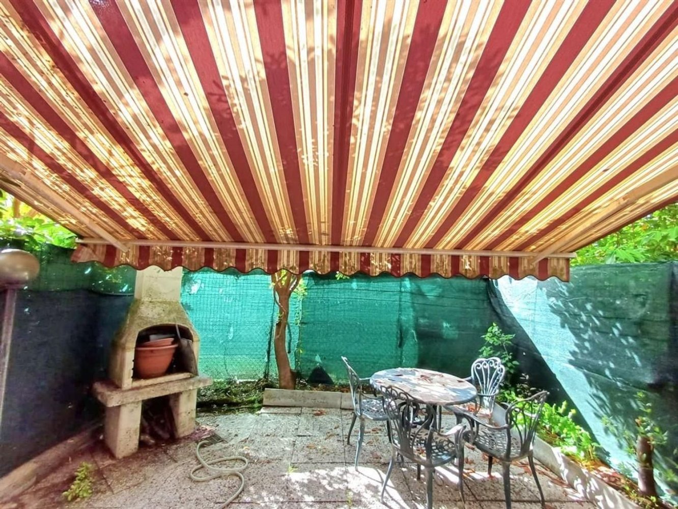 Casa de 2 habitaciónes en Massa, Italy No. 286342