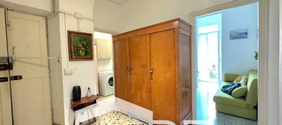 3 bedrooms Apartment in Rome, Italy No. 137743 3