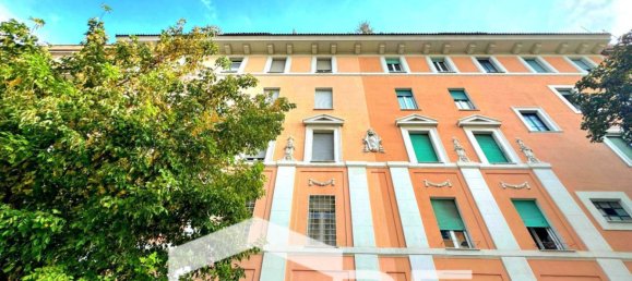 3 bedrooms Apartment in Rome, Italy No. 137743 11