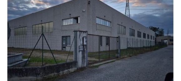 2283m² Commercial property in Castelletto sopra Ticino, Italy No. 280072 2