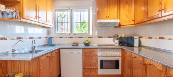 Villa de 4 dormitorios en Algorfa, Spain No. 9786 11