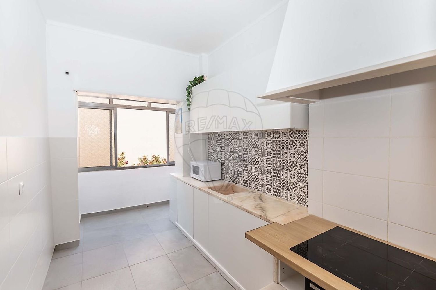 2 bedrooms Apartment in Barreiro, Portugal No. 303097