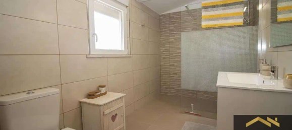 Villa de 3 dormitorios en Lagoa, Portugal No. 114323 28