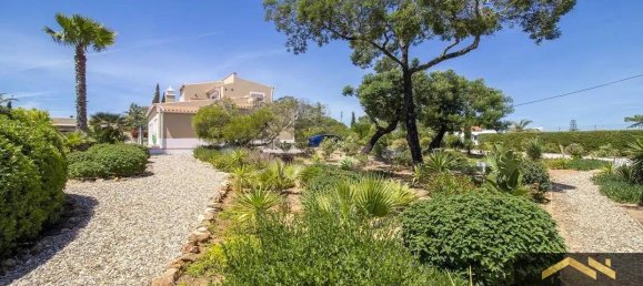 Villa de 3 dormitorios en Lagoa, Portugal No. 114323 22