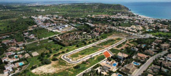 Casa de 2 dormitorios en Lagos, Portugal No. 7581 2