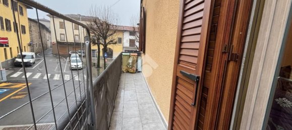 3 rooms Apartment in Gorlago, Italy No. 141110 21
