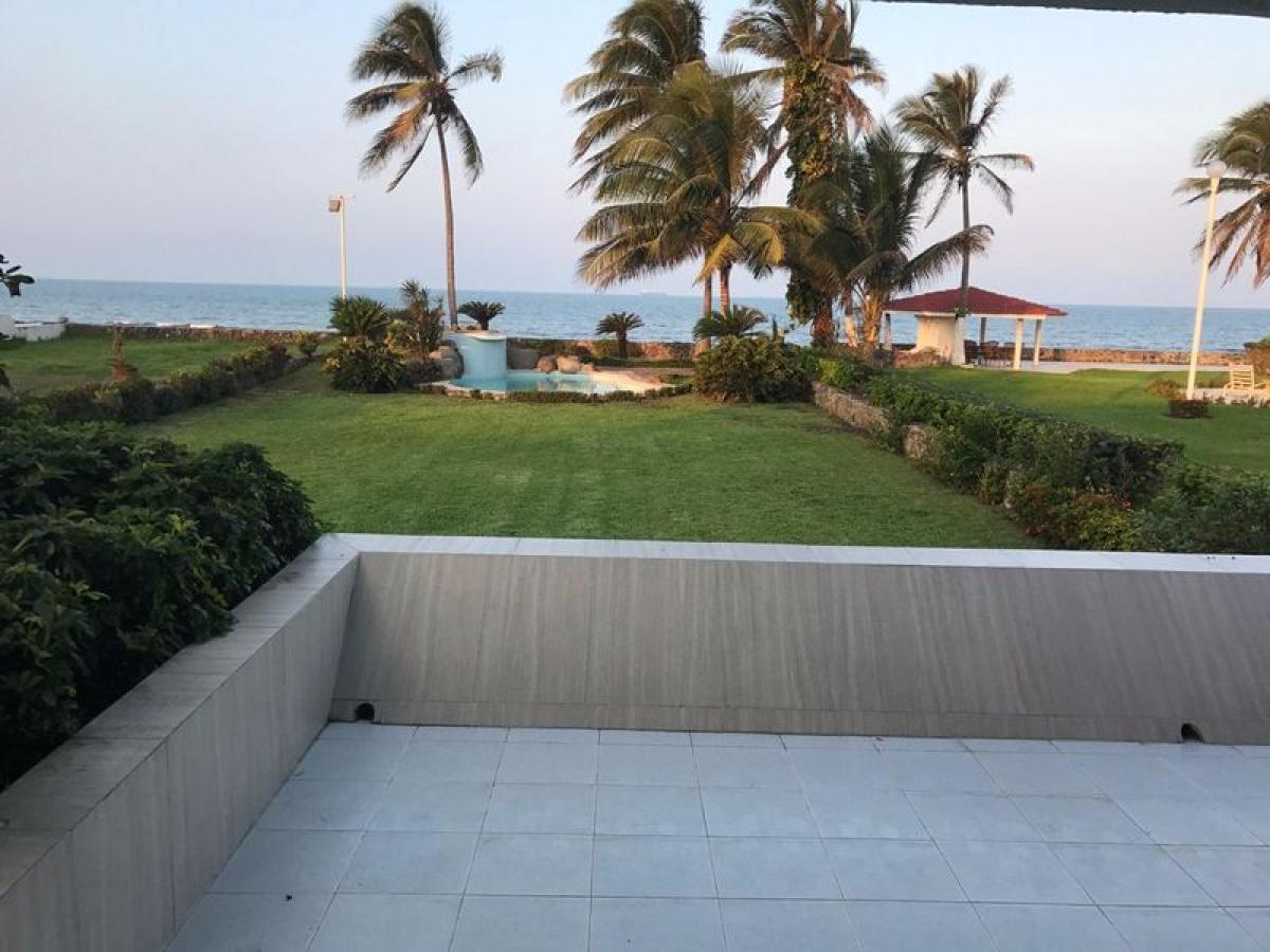 Casa de 3 dormitorios en Veracruz, Mexico No. 219909