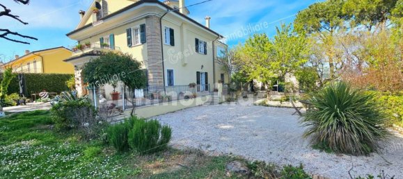 5 bedrooms Villa in Castelfidardo, Italy No. 297736 5