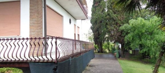 Квартира с 7 комнатами в Сандриго, Италия № 208293 19