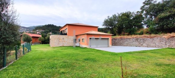 4 bedrooms Villa in Terras de Bouro, Portugal No. 113281 6