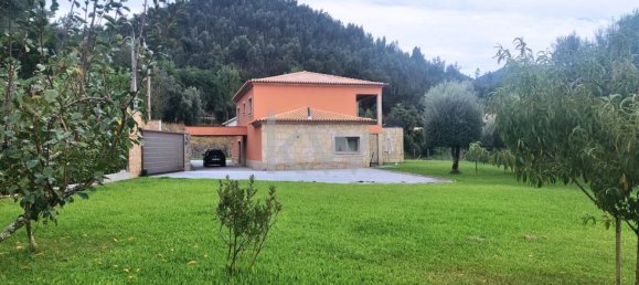 4 bedrooms Villa in Terras de Bouro, Portugal No. 113281 2