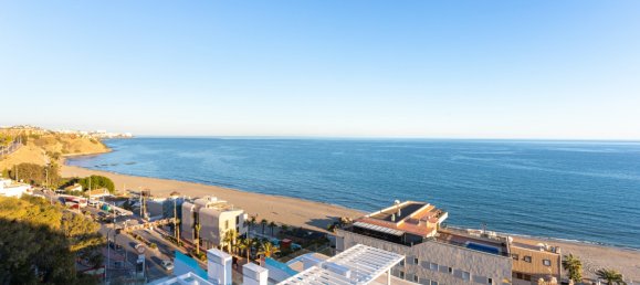 2 bedrooms Penthouse in Benalmadena, Spain No. 4577 2