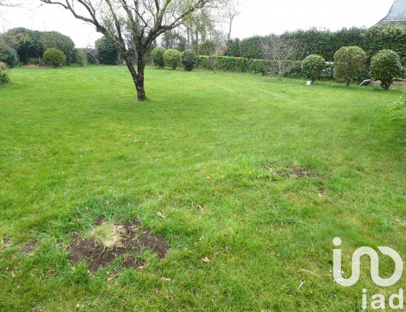  Land in Saint-Evarzec, France No. 52568