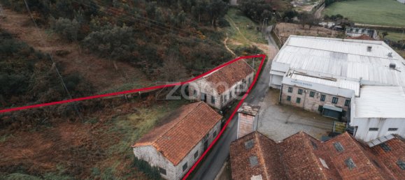 Дом с 6 спальнями в Гимарайнш, Португалия № 34345 4