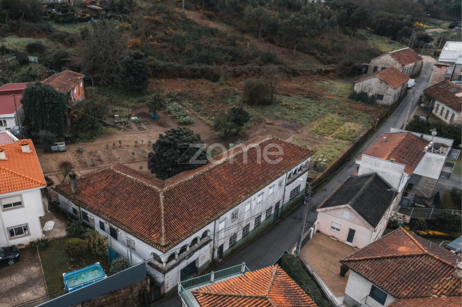 Дом с 6 спальнями в Гимарайнш, Португалия № 34345