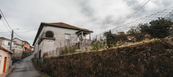 Дом с 6 спальнями в Гимарайнш, Португалия № 34345 9