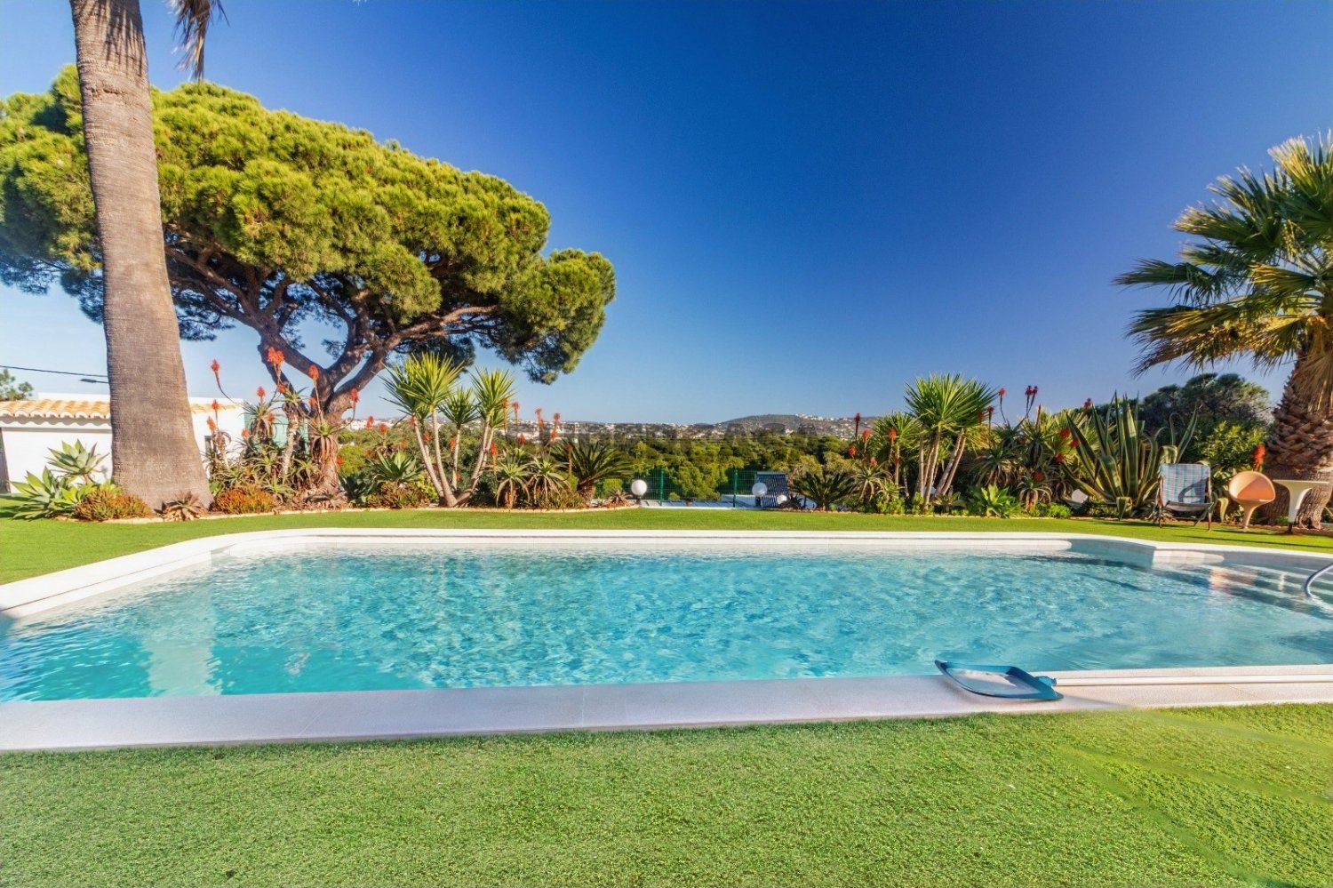 3 bedrooms House in Almancil, Portugal No. 292904