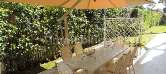 4 bedrooms Villa in Forte dei Marmi, Italy No. 188601 8