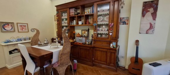 4 rooms Apartment in Pistoia, Italy No. 255040 2