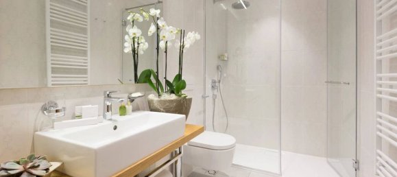 3 bedrooms Duplex in Montreuil, France No. 351329 7