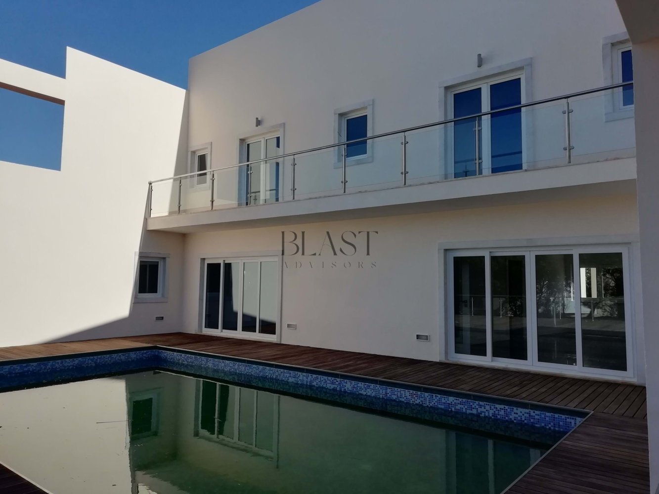 4 bedrooms Villa in Sintra, Portugal No. 163973