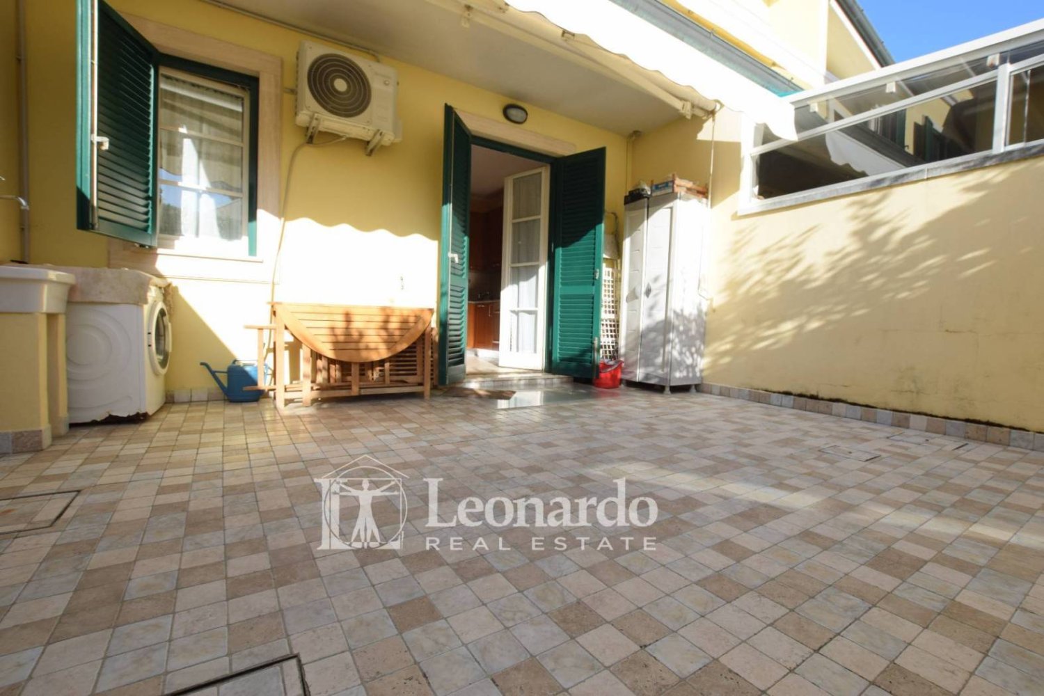 2 bedrooms House in Viareggio, Italy No. 354497