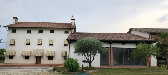 Вилла с 8 комнатами в Монтегальда, Италия № 174723 6