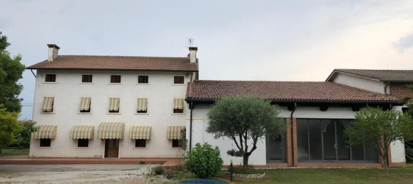 Вилла с 8 комнатами в Монтегальда, Италия № 174723 5