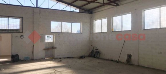 Склад с 3 комнатами в Греччо, Италия № 348332 12