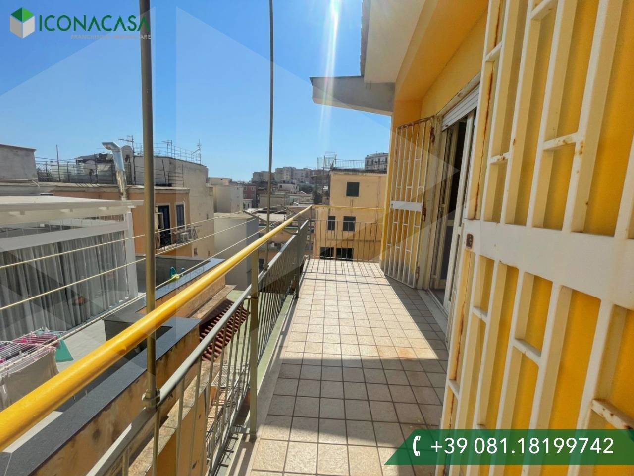 2 غرف نوم شقة في Pozzuoli, Italy رقم 260295