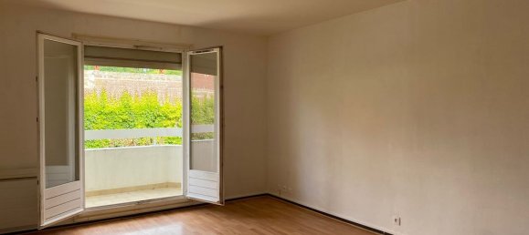 3 bedrooms Apartment in Chantilly, France No. 61713 2