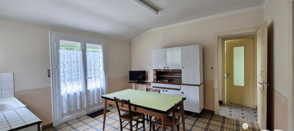 2 bedrooms House in Saint-Mars-de-Coutais, France No. 333059 4