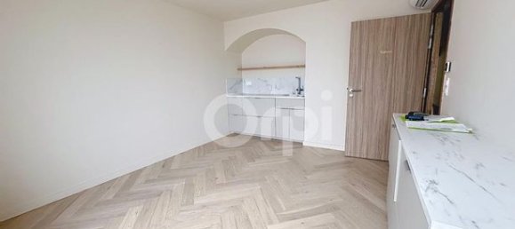 Casa de 5 dormitorios en Compiegne, France No. 301549 4