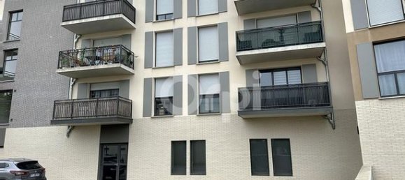 Casa de 5 dormitorios en Compiegne, France No. 301549 18