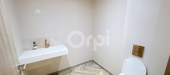 Casa de 5 dormitorios en Compiegne, France No. 301549 7