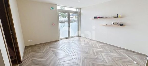 Casa de 5 dormitorios en Compiegne, France No. 301549 3