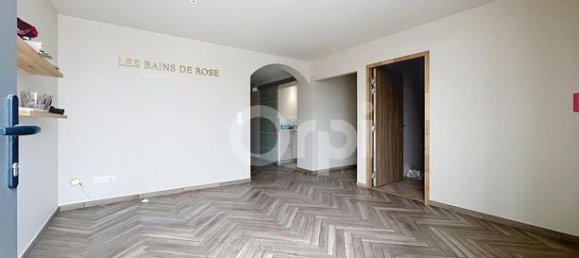 Casa de 5 dormitorios en Compiegne, France No. 301549 5